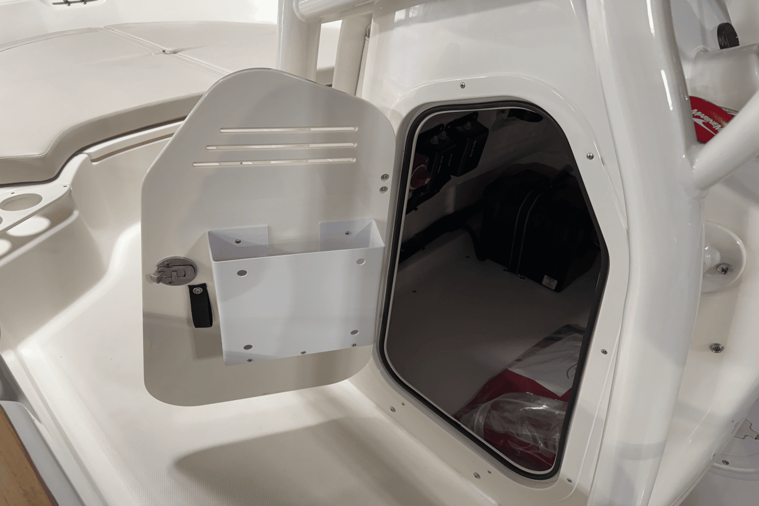 2025 Boston Whaler 190 Montauk Image Thumbnail #46