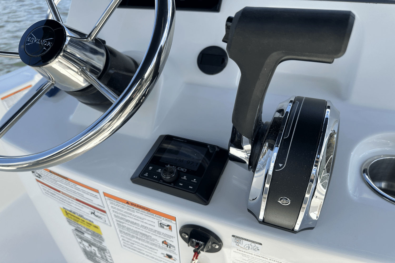 2025 Boston Whaler 190 Montauk Image Thumbnail #21