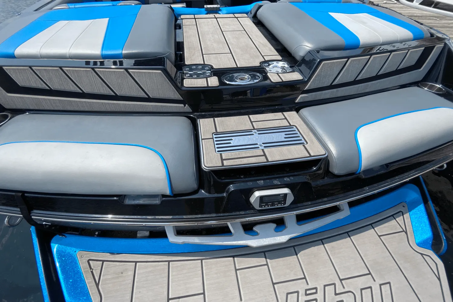 2020 Malibu 23MXZ Image Thumbnail #2