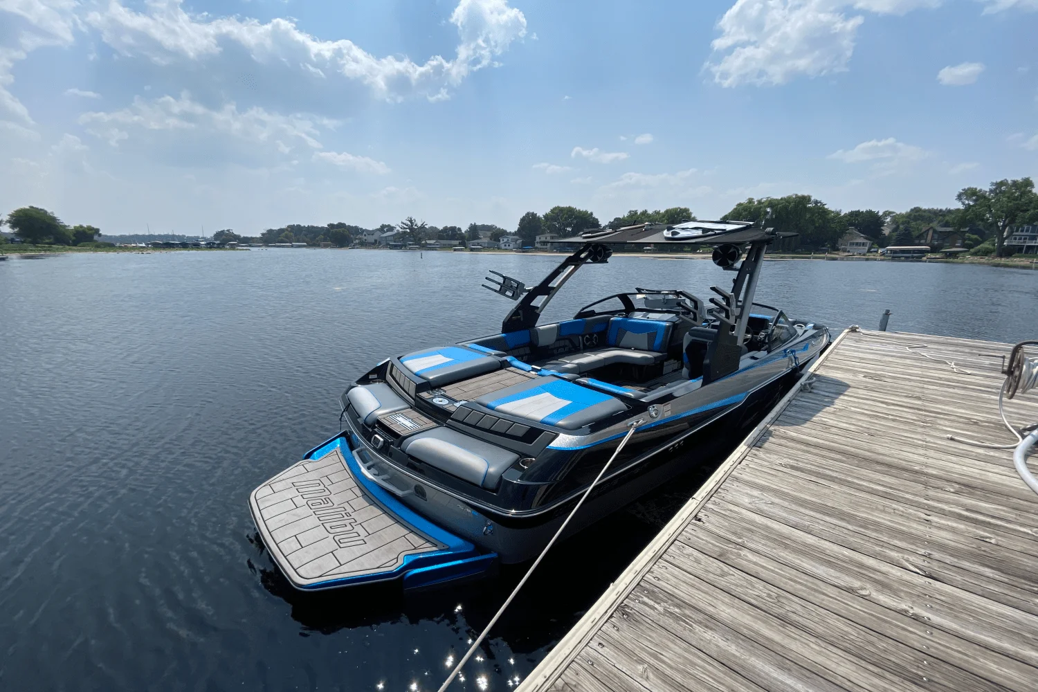 2020 Malibu 23MXZ Image Thumbnail #1