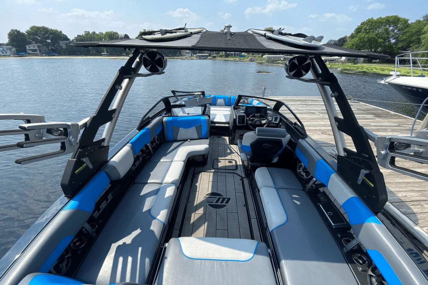 2020 Malibu 23MXZ Image Thumbnail #4