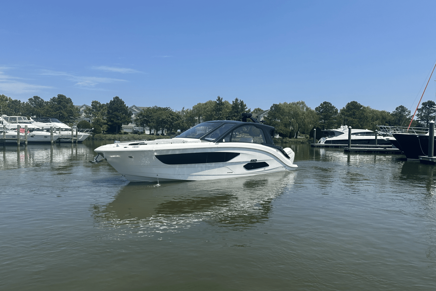 2024 Sea Ray Sundancer 370 Outboard Image Thumbnail #6