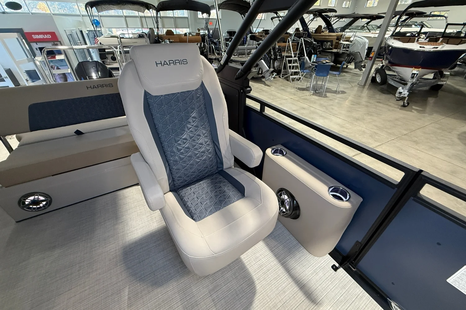 2025 Harris 250 Solstice Image Thumbnail #14