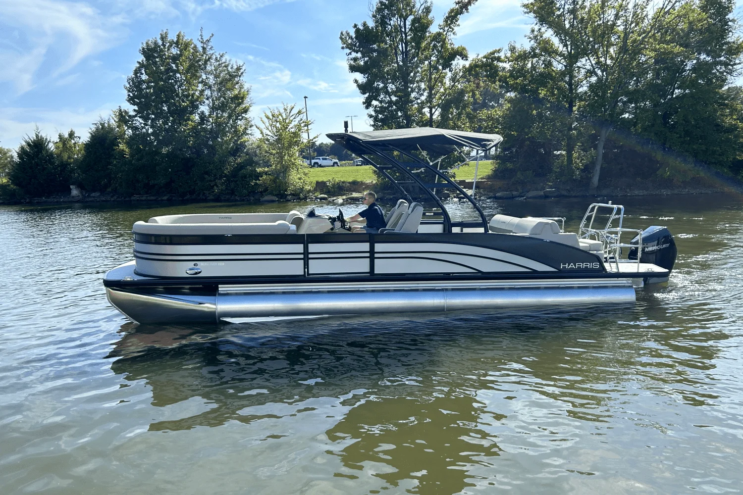 2025 Harris 250 Sunliner Sport Image Thumbnail #0