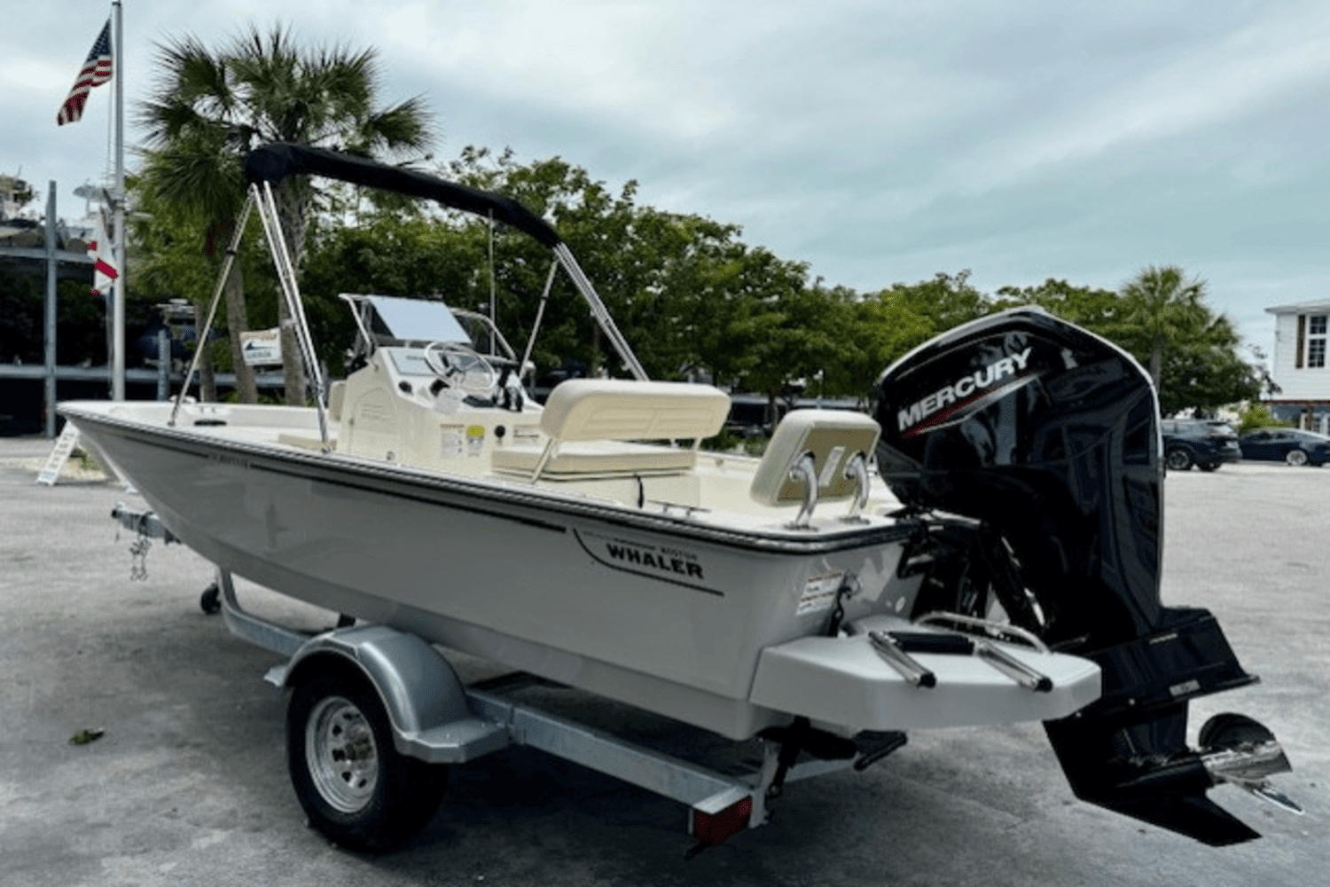 2025 Boston Whaler 170 Montauk Image Thumbnail #4