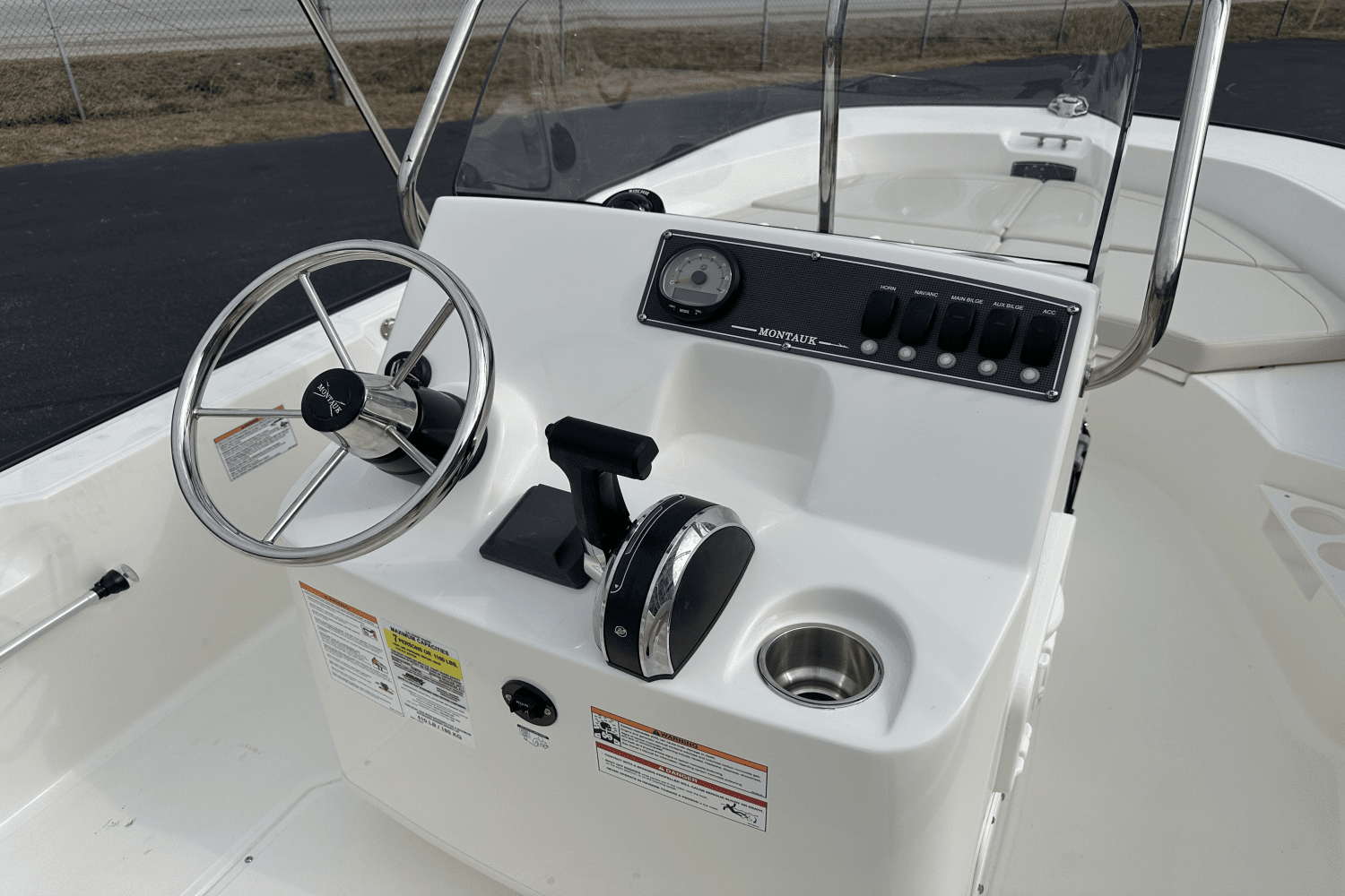 2025 Boston Whaler 170 Montauk Image Thumbnail #9