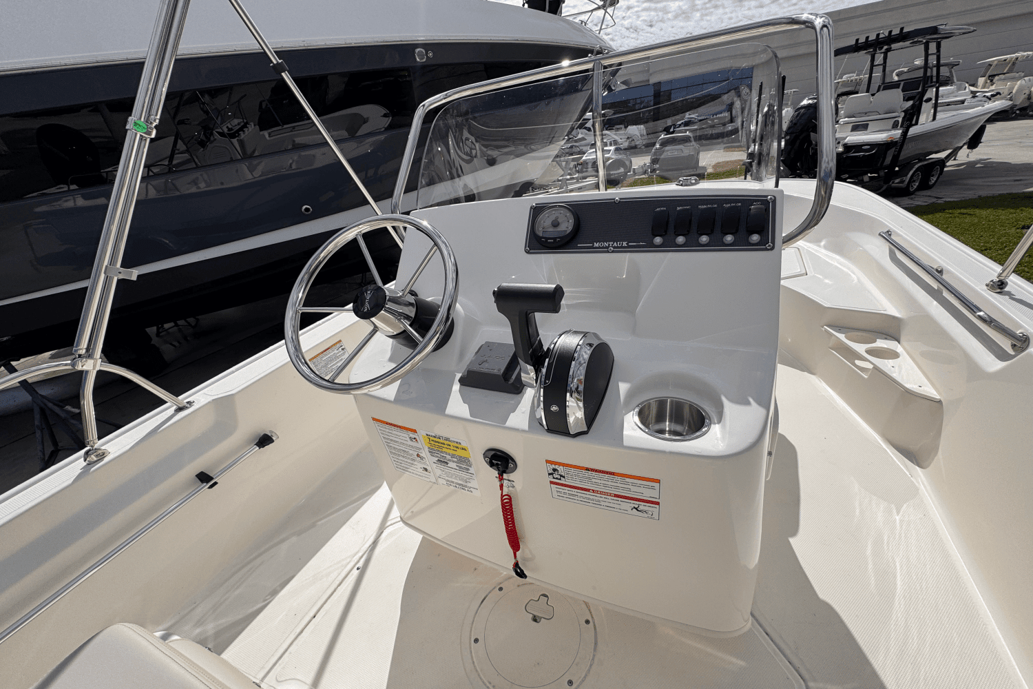 2025 Boston Whaler 170 Montauk Image Thumbnail #12