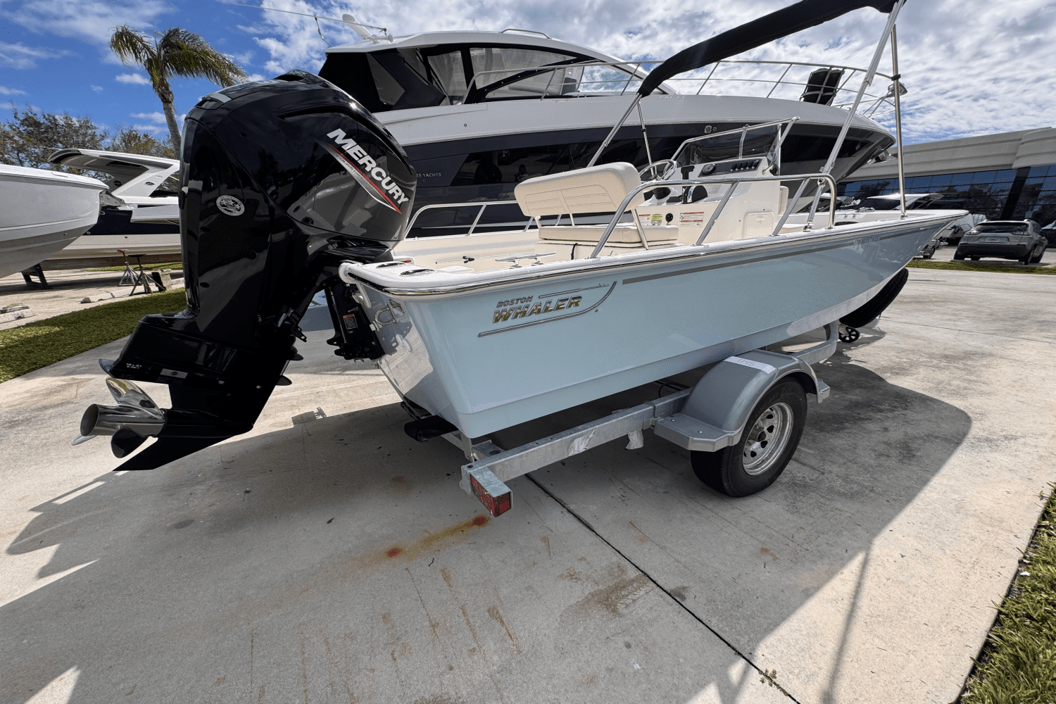 2025 Boston Whaler 170 Montauk Image Thumbnail #4