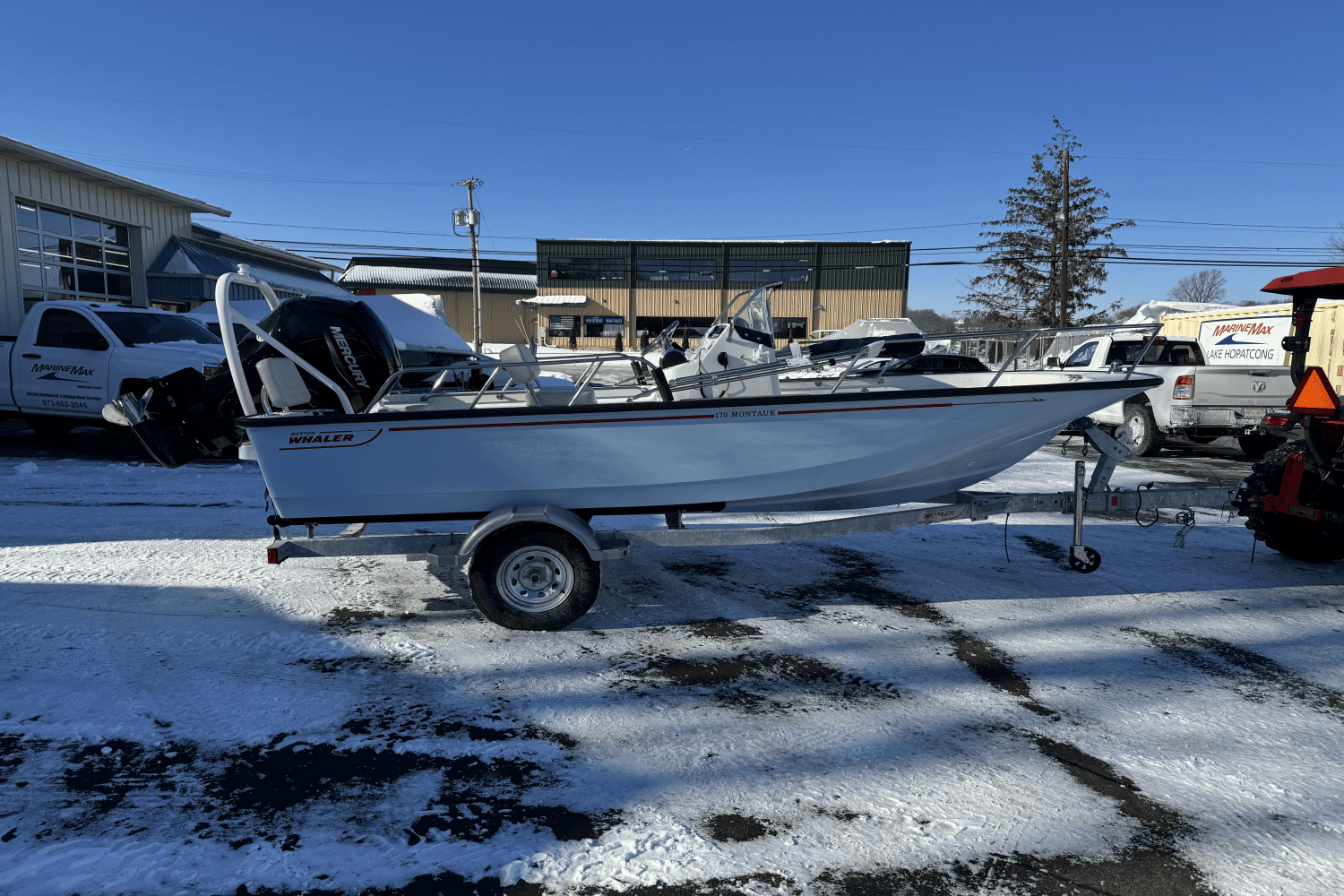 2025 Boston Whaler 170 Montauk Image Thumbnail #12