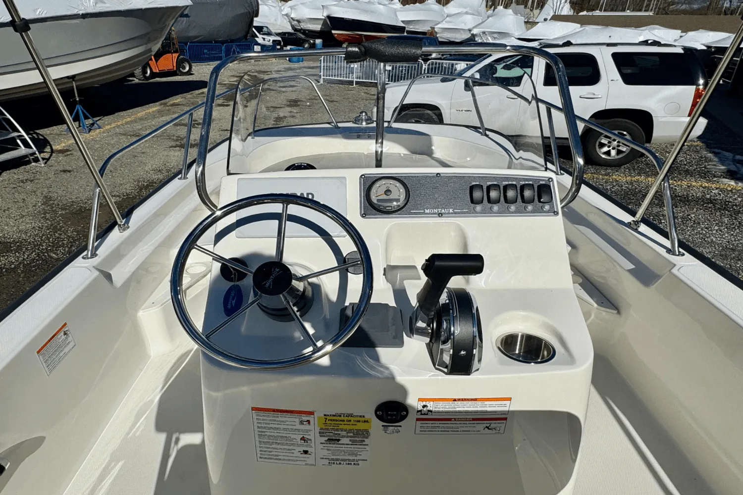 2025 Boston Whaler 170 Montauk Image Thumbnail #9