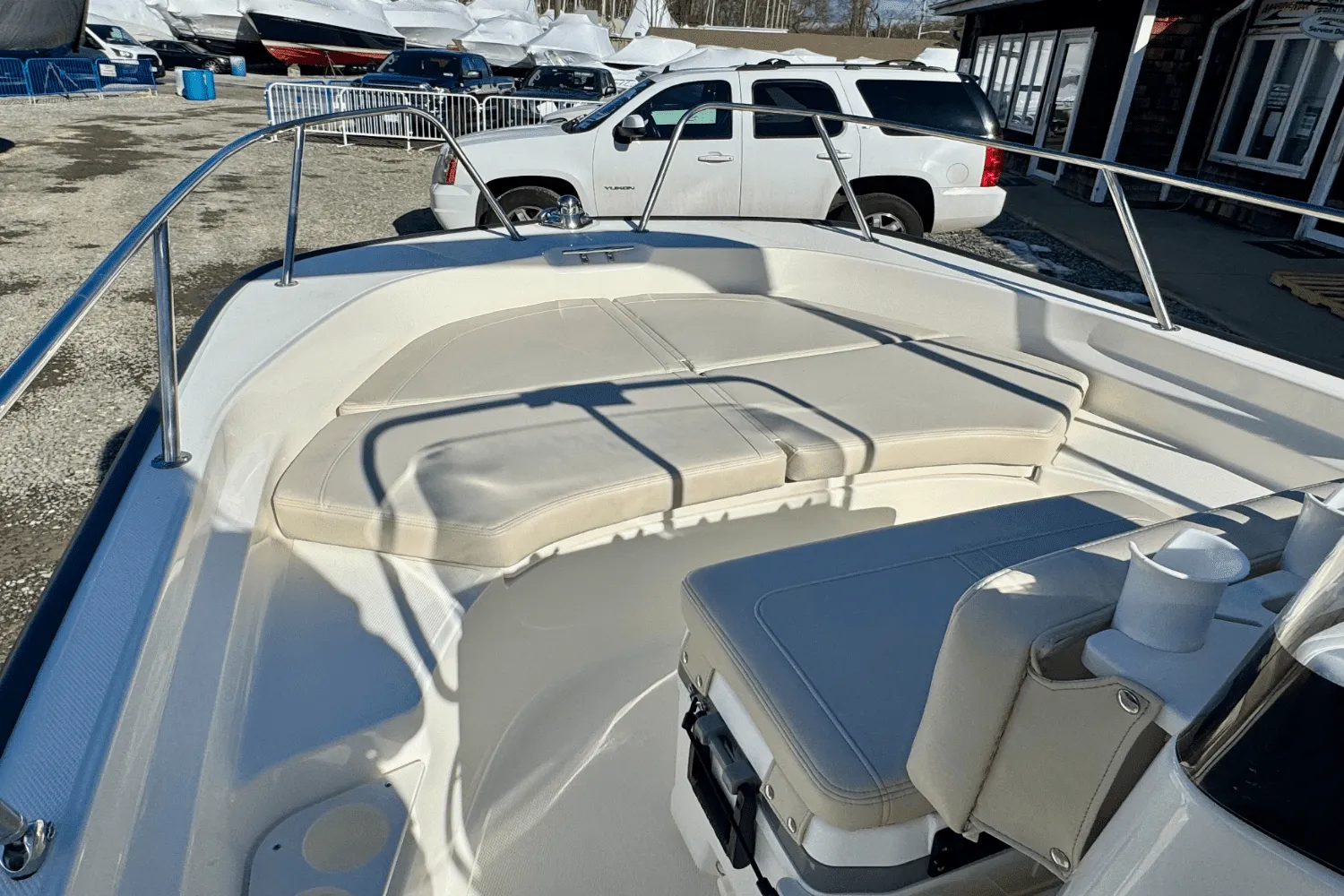 2025 Boston Whaler 170 Montauk Image Thumbnail #12
