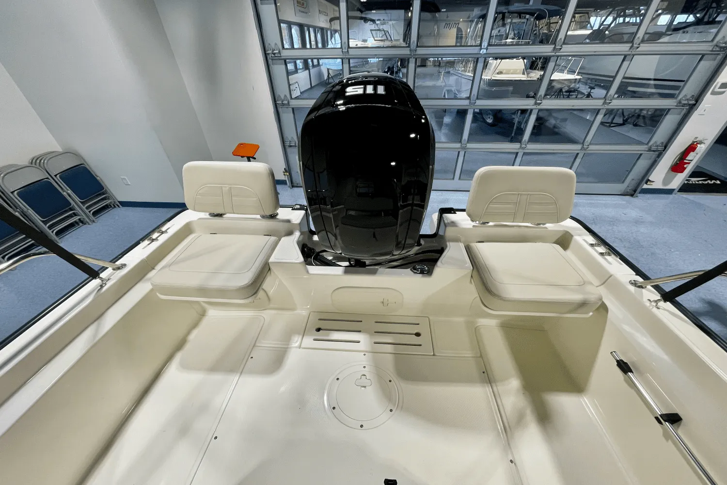 2025 Boston Whaler 170 Montauk Image Thumbnail #6