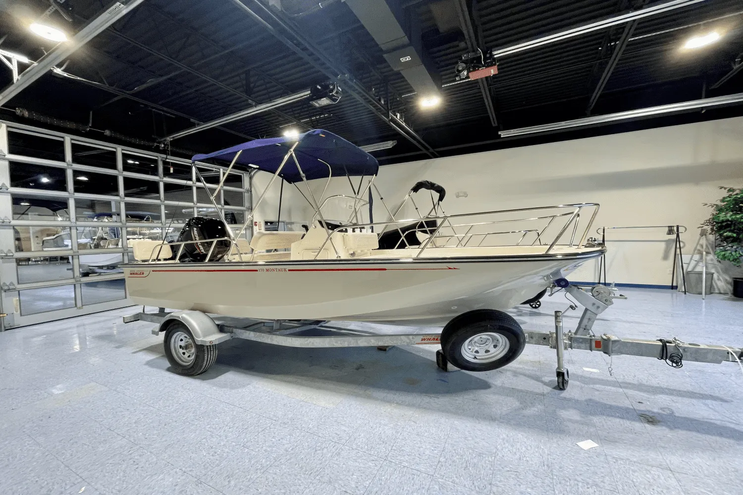 2025 Boston Whaler 170 Montauk Image Thumbnail #1