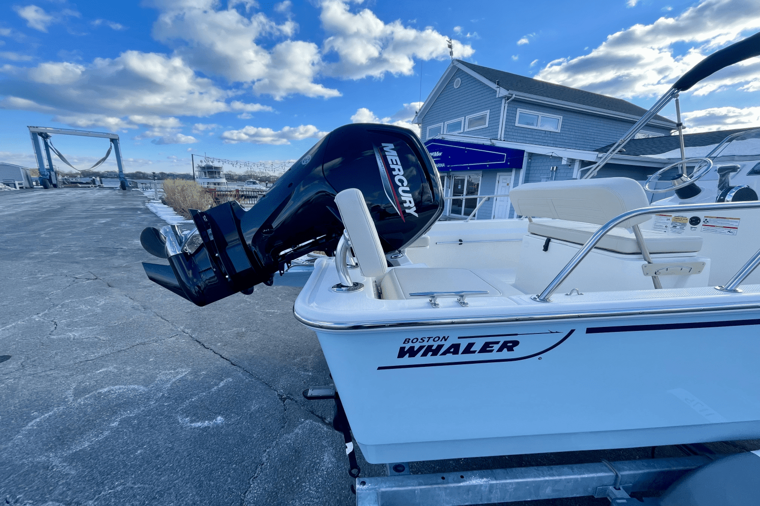 2025 Boston Whaler 170 Montauk Image Thumbnail #4