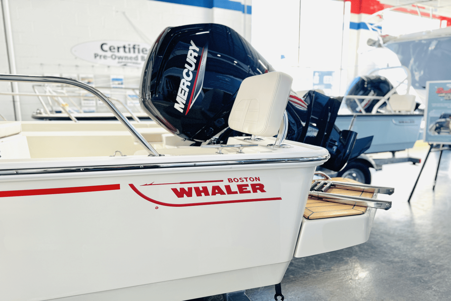 2025 Boston Whaler 170 Montauk Image Thumbnail #4