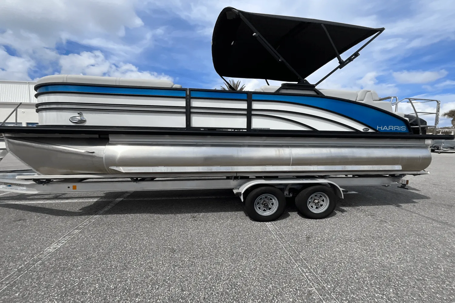 2025 Harris 230 Sunliner Image Thumbnail #8