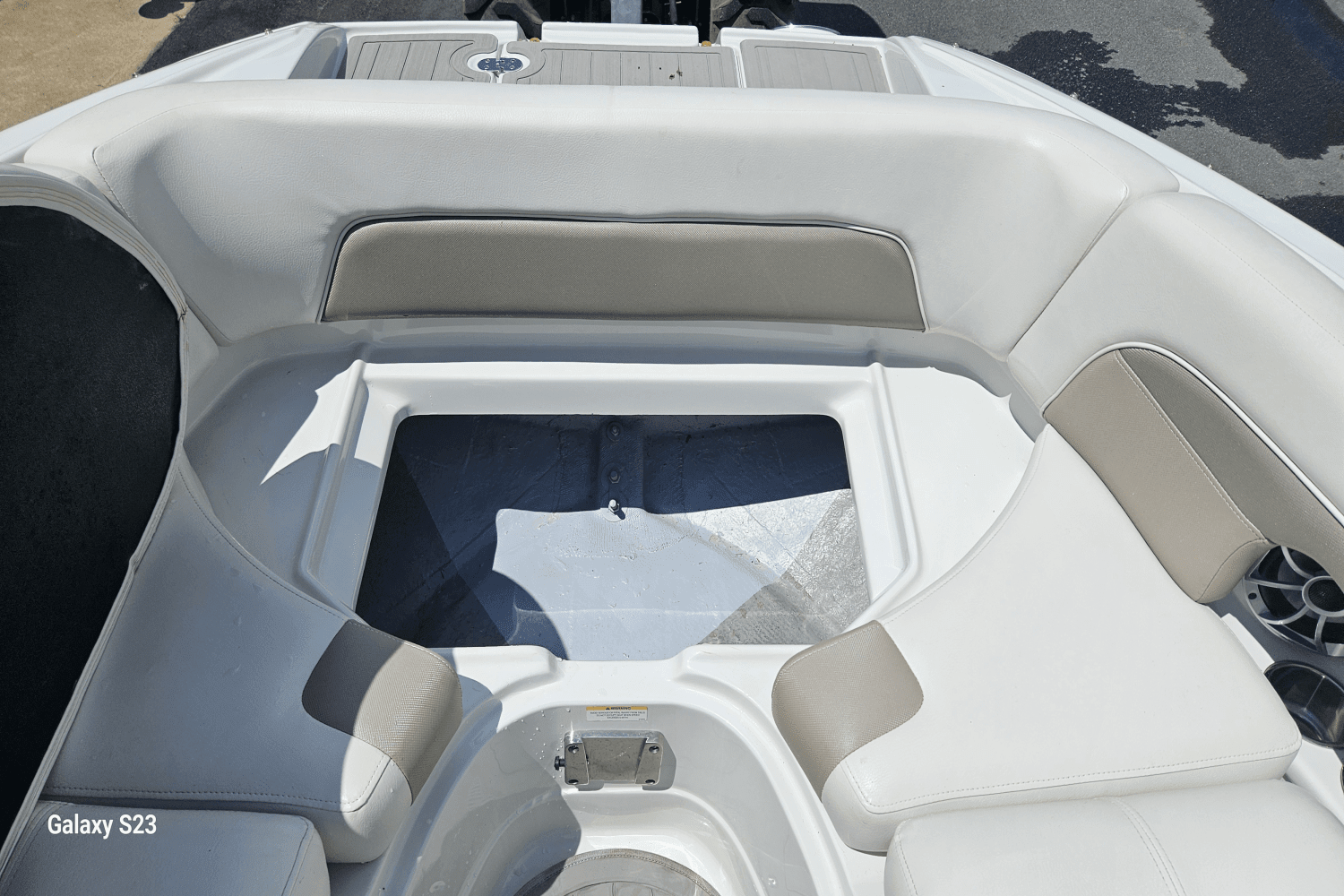 2016 Crownline E6 Image Thumbnail #59