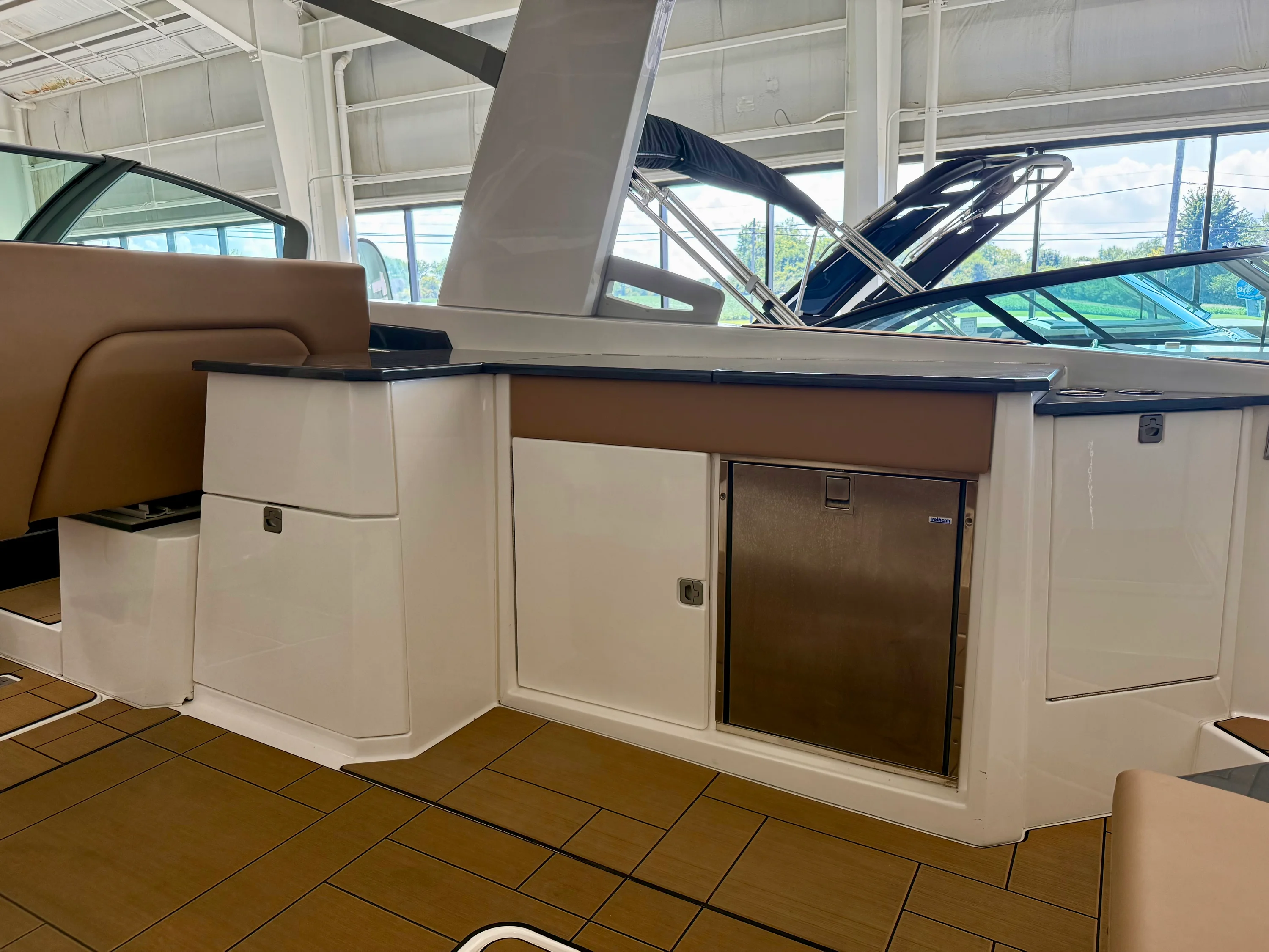 2025 Aviara AV36 Image Thumbnail #8