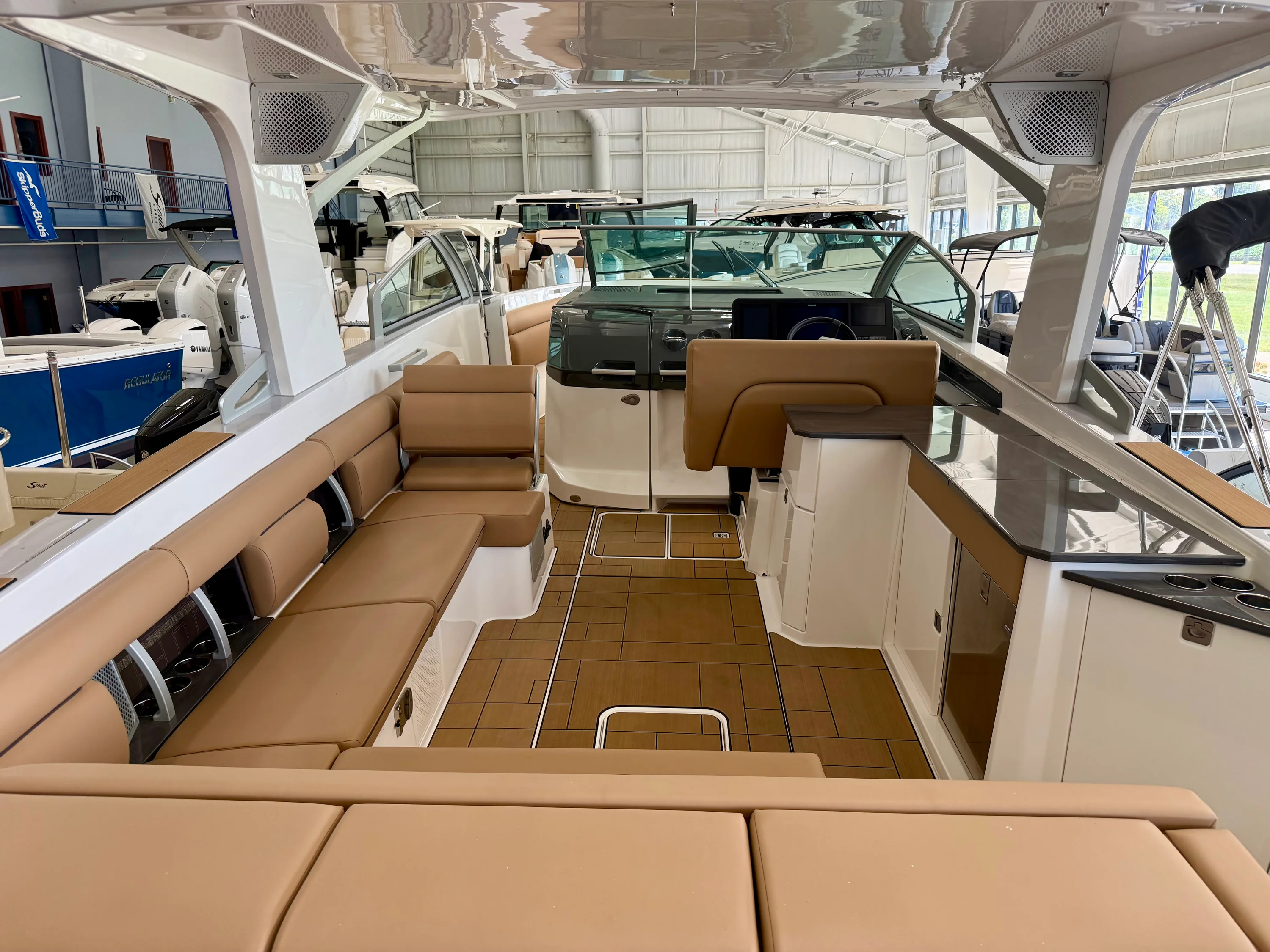 2025 Aviara AV36 Image Thumbnail #5