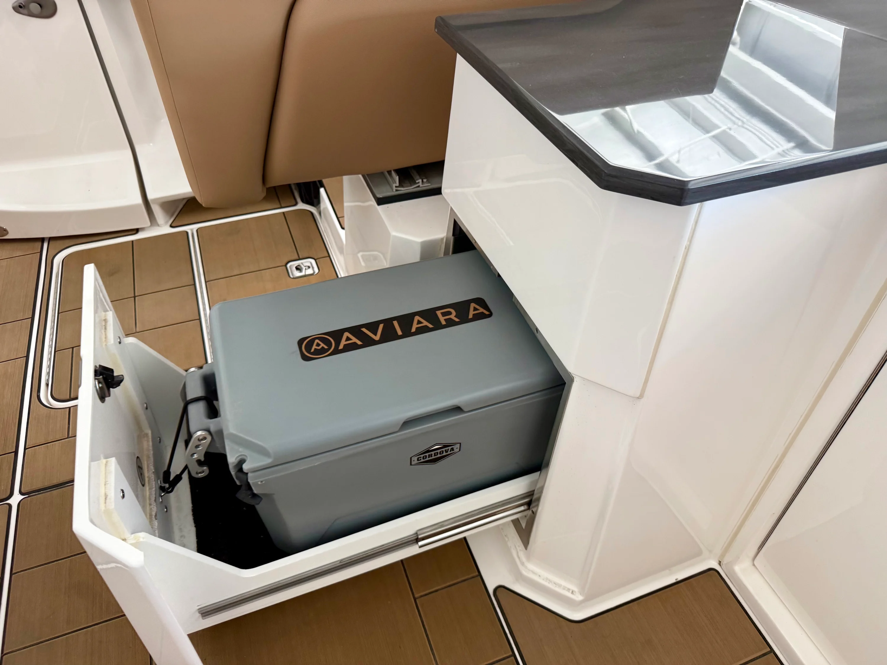 2025 Aviara AV36 Image Thumbnail #9