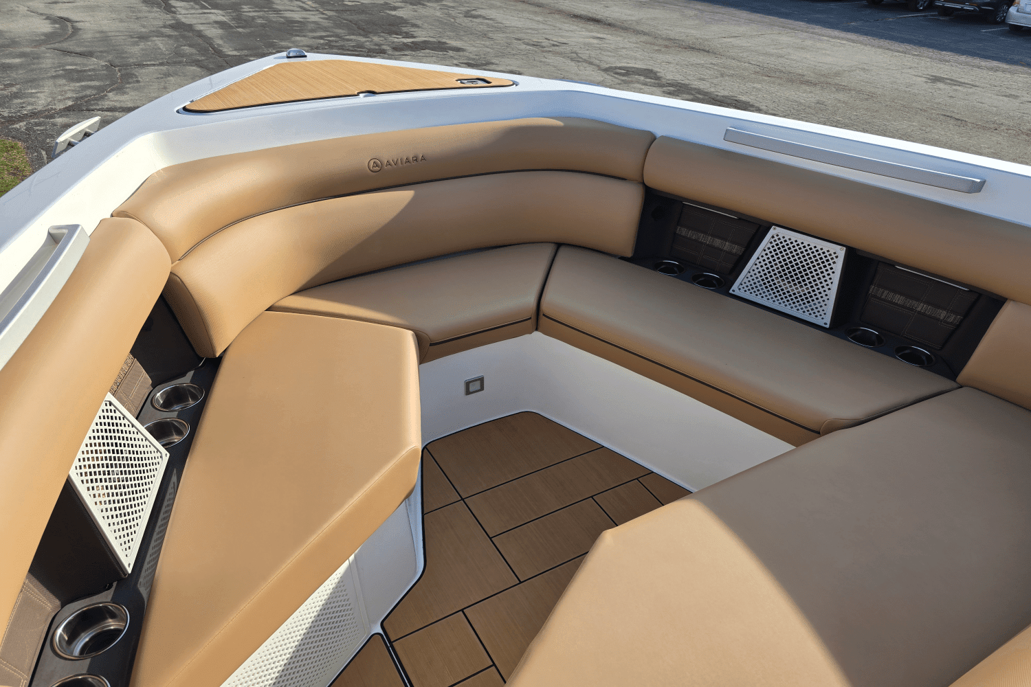 2025 Aviara AV36 Image Thumbnail #4