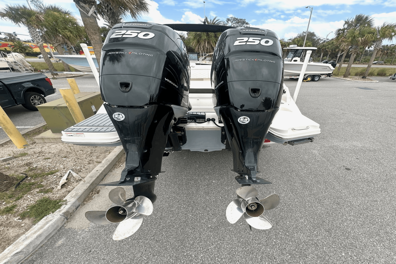 2018 Sea Ray 290 SDX OB Image Thumbnail #3