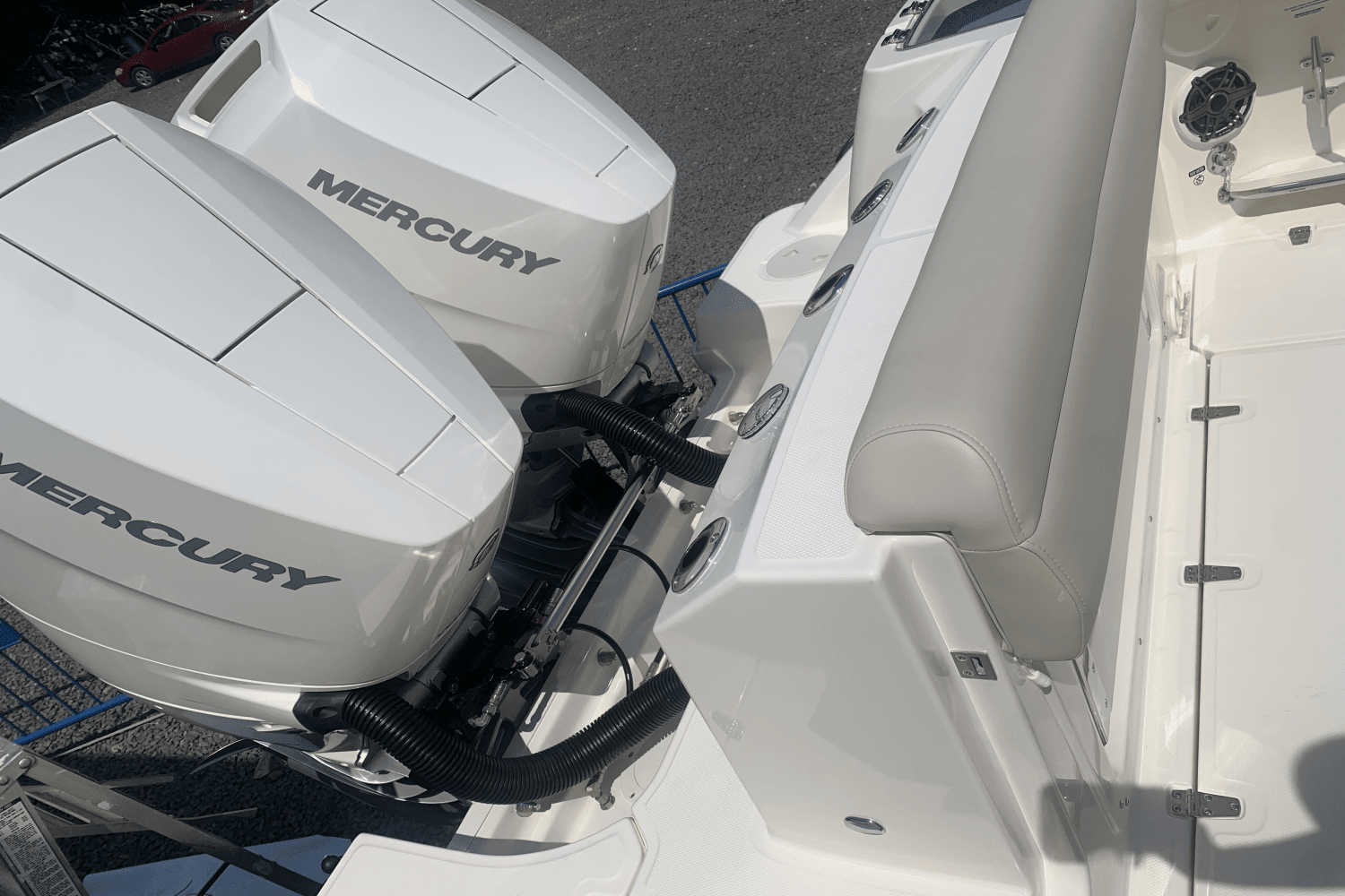 2024 Boston Whaler 280 Outrage Image Thumbnail #4