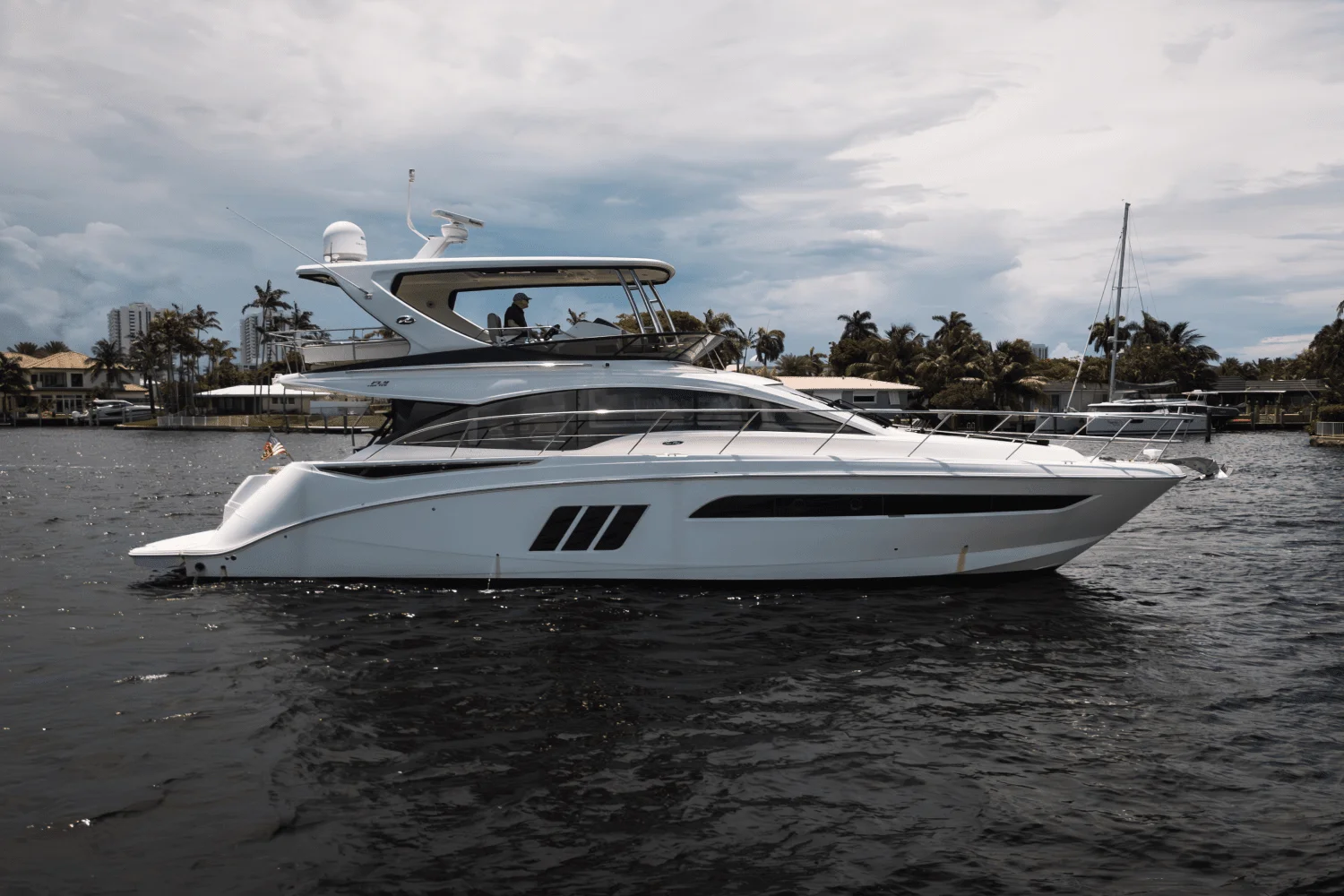 2017 Sea Ray 510 FLYBRIDGE Image Thumbnail #4