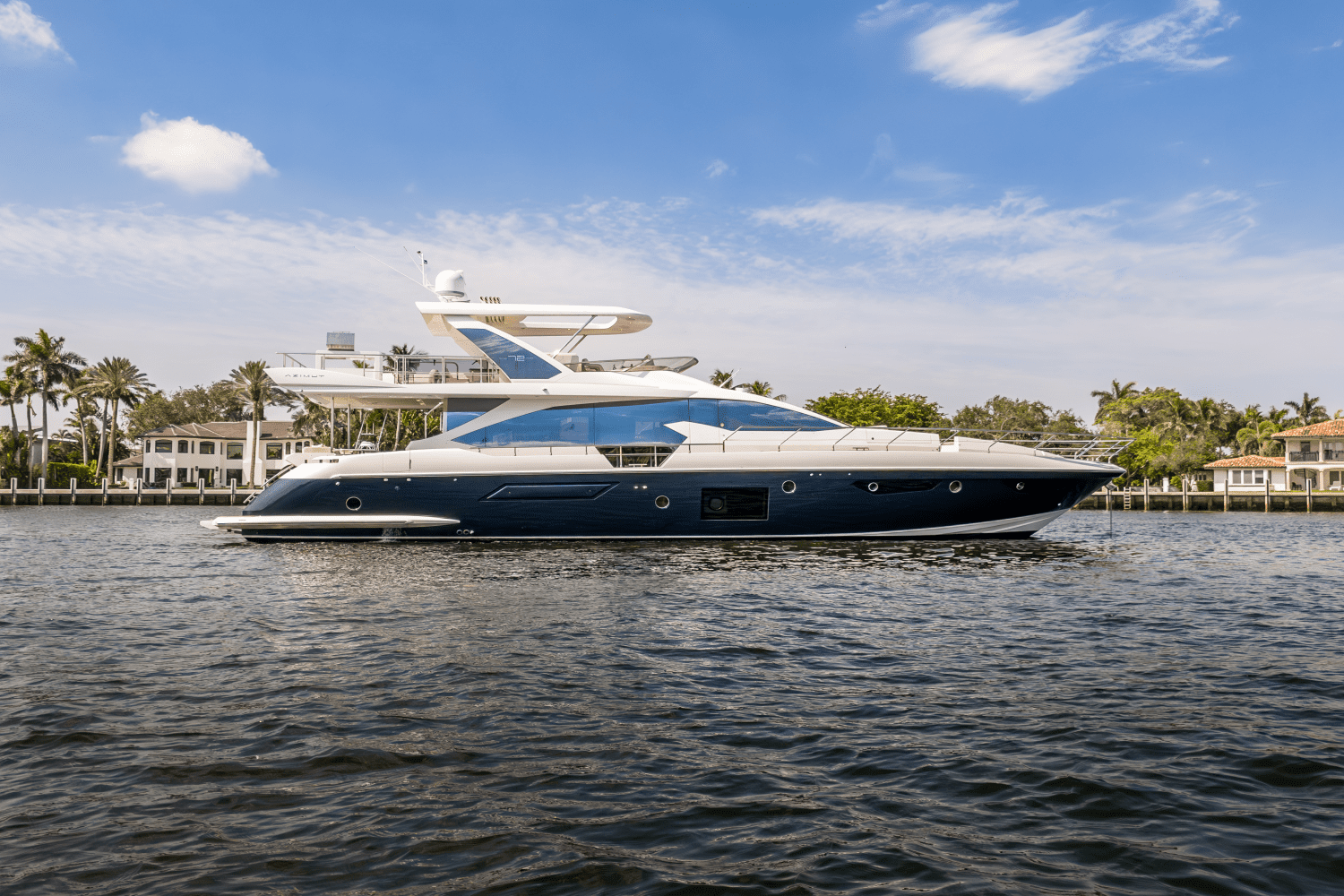 2016 Azimut 72 FLY Image Thumbnail #7