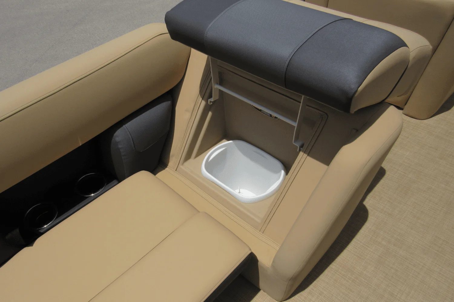 2021 Harris Cruiser 210 Image Thumbnail #17