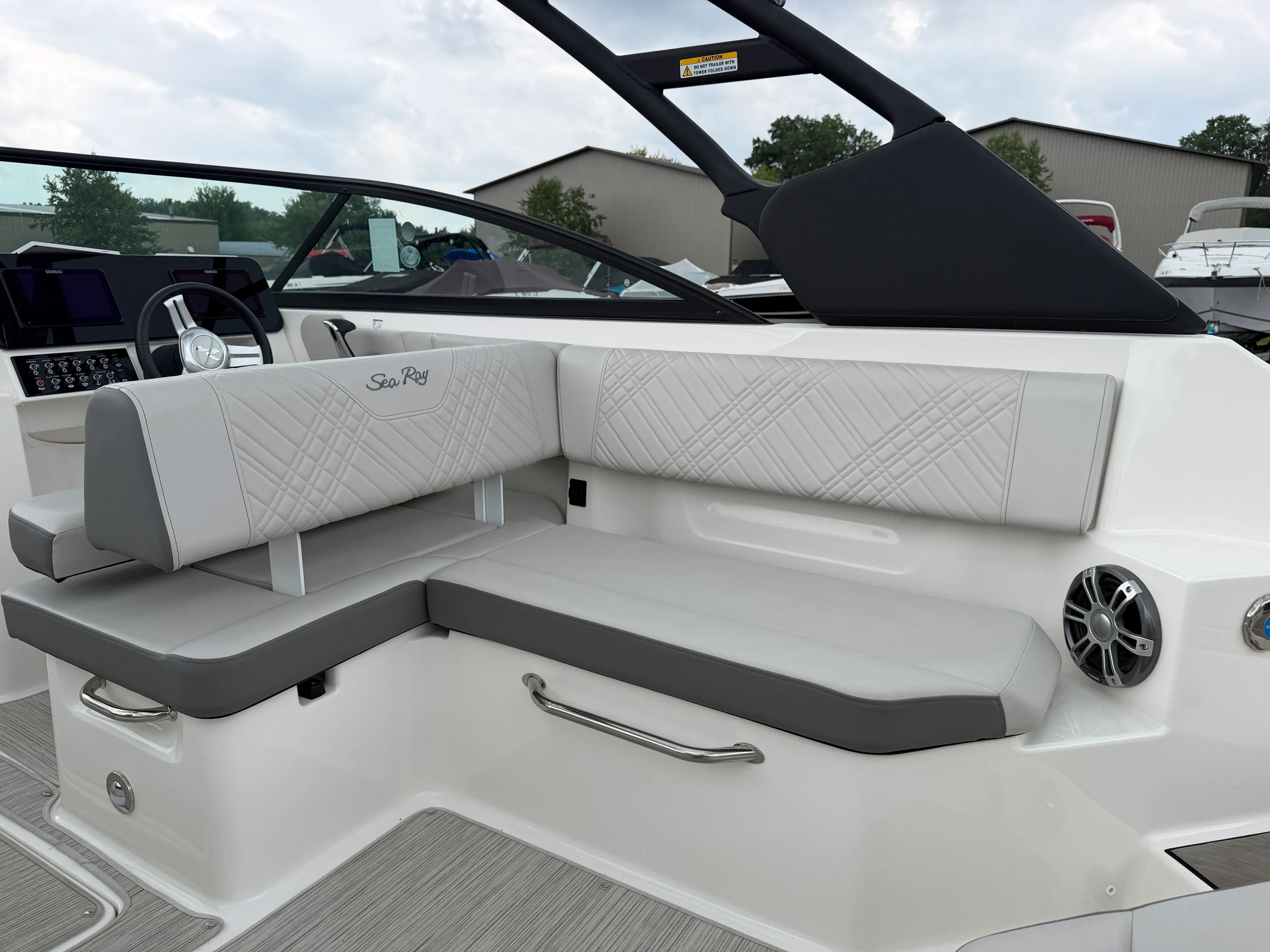 2025 Sea Ray SDX 270 Image Thumbnail #26