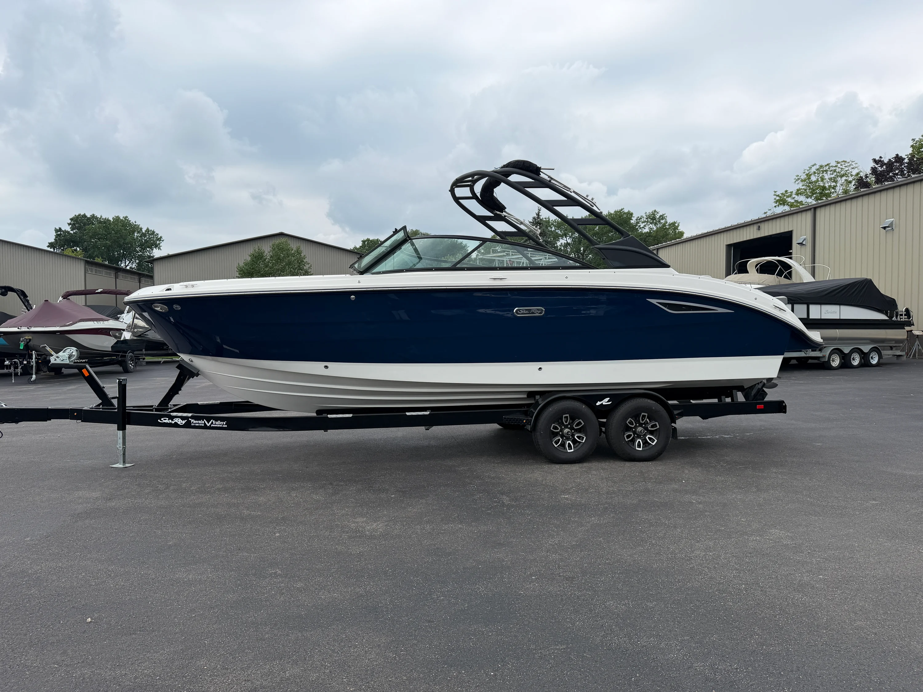 2025 Sea Ray SDX 270 Image Thumbnail #5