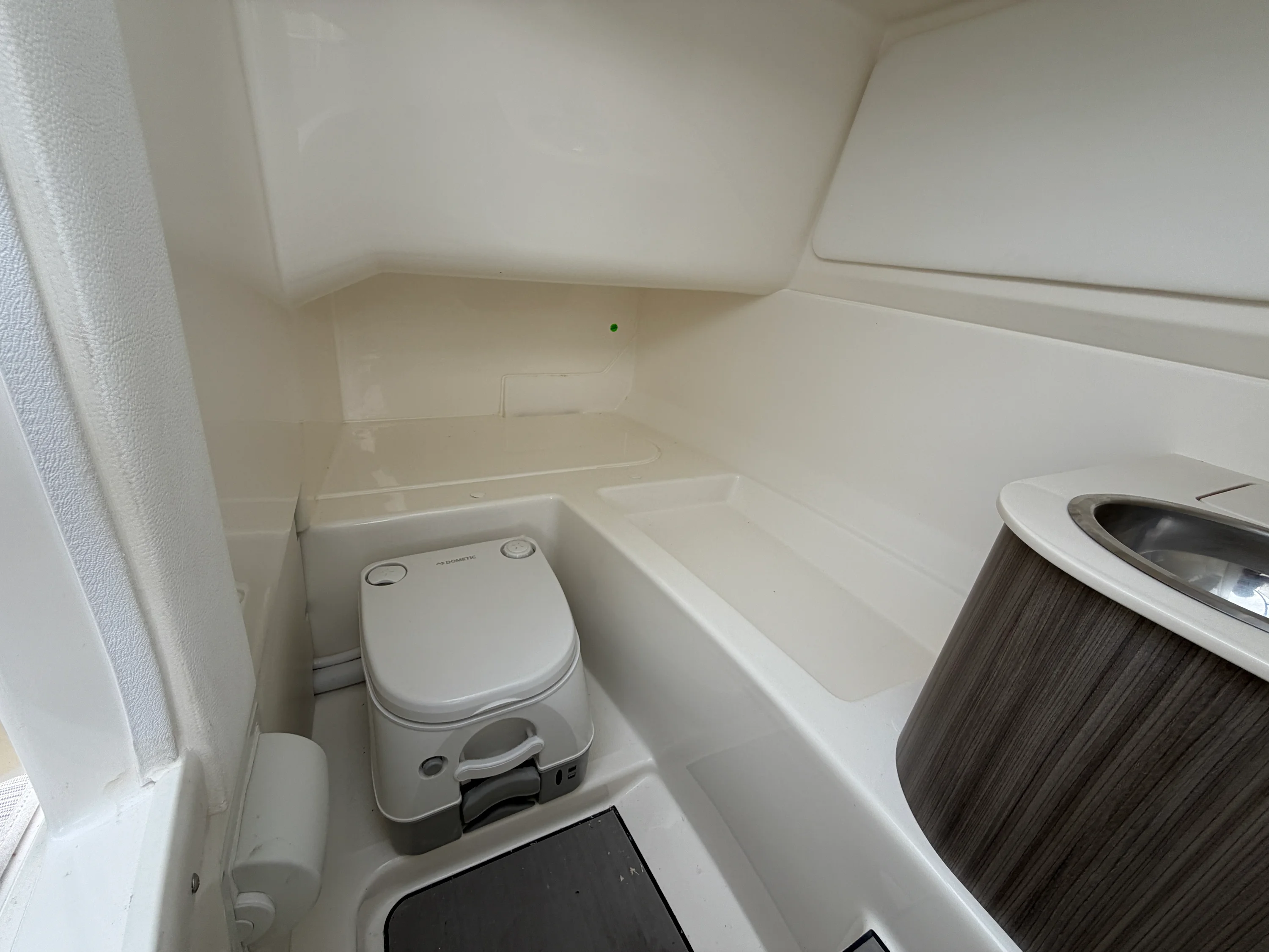 2025 Sea Ray SDX 270 Image Thumbnail #47