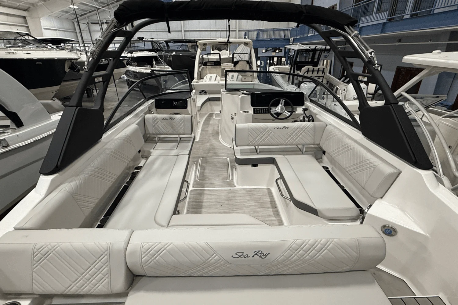 2025 Sea Ray SDX 270 Image Thumbnail #9