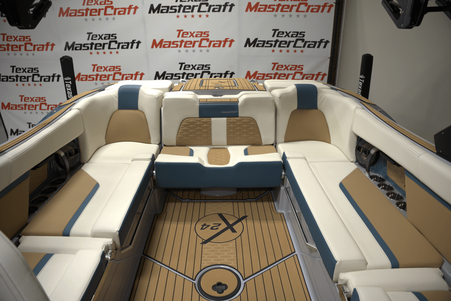 2025 Mastercraft X24 Image Thumbnail #13