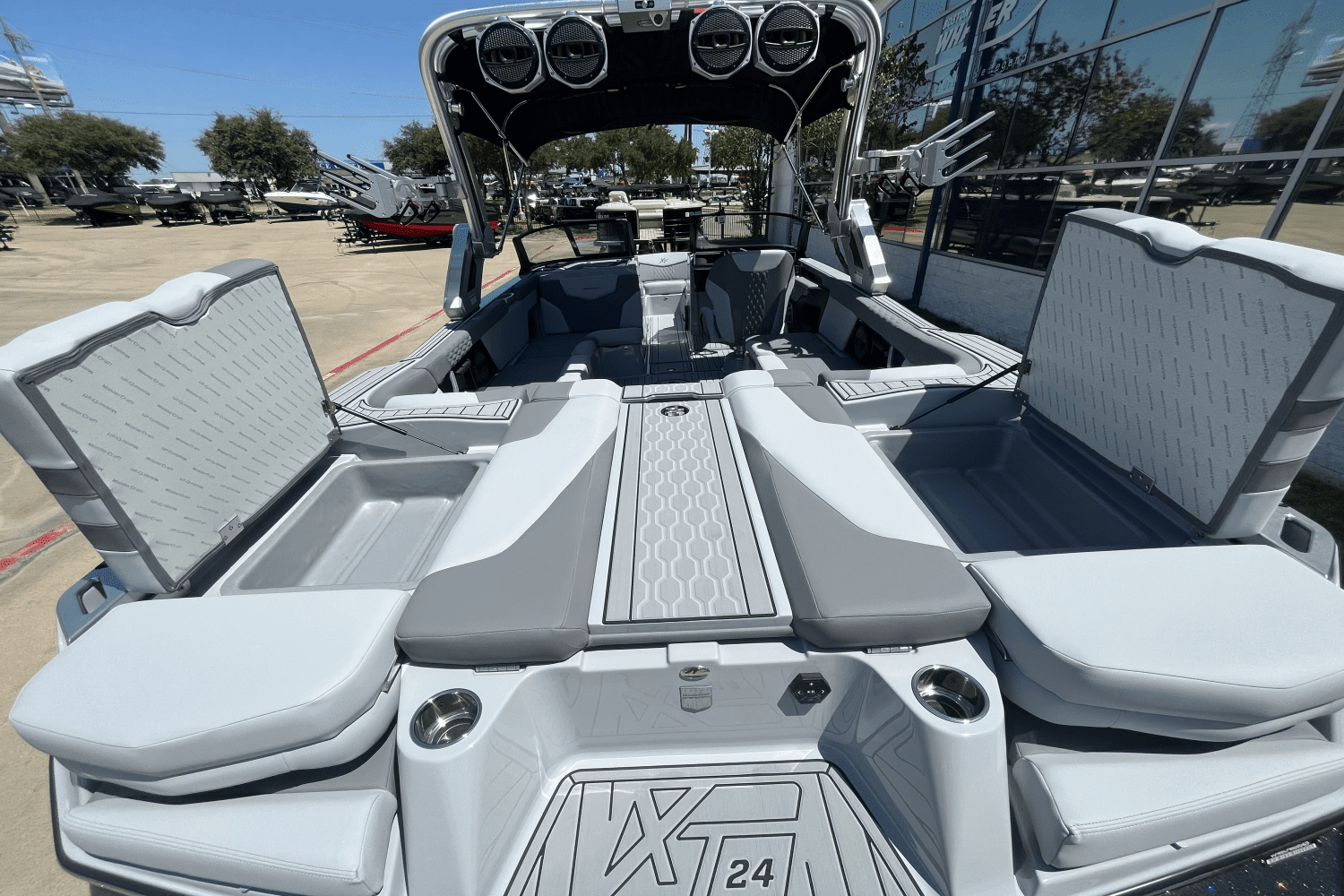 2025 Mastercraft XT24 Image Thumbnail #24