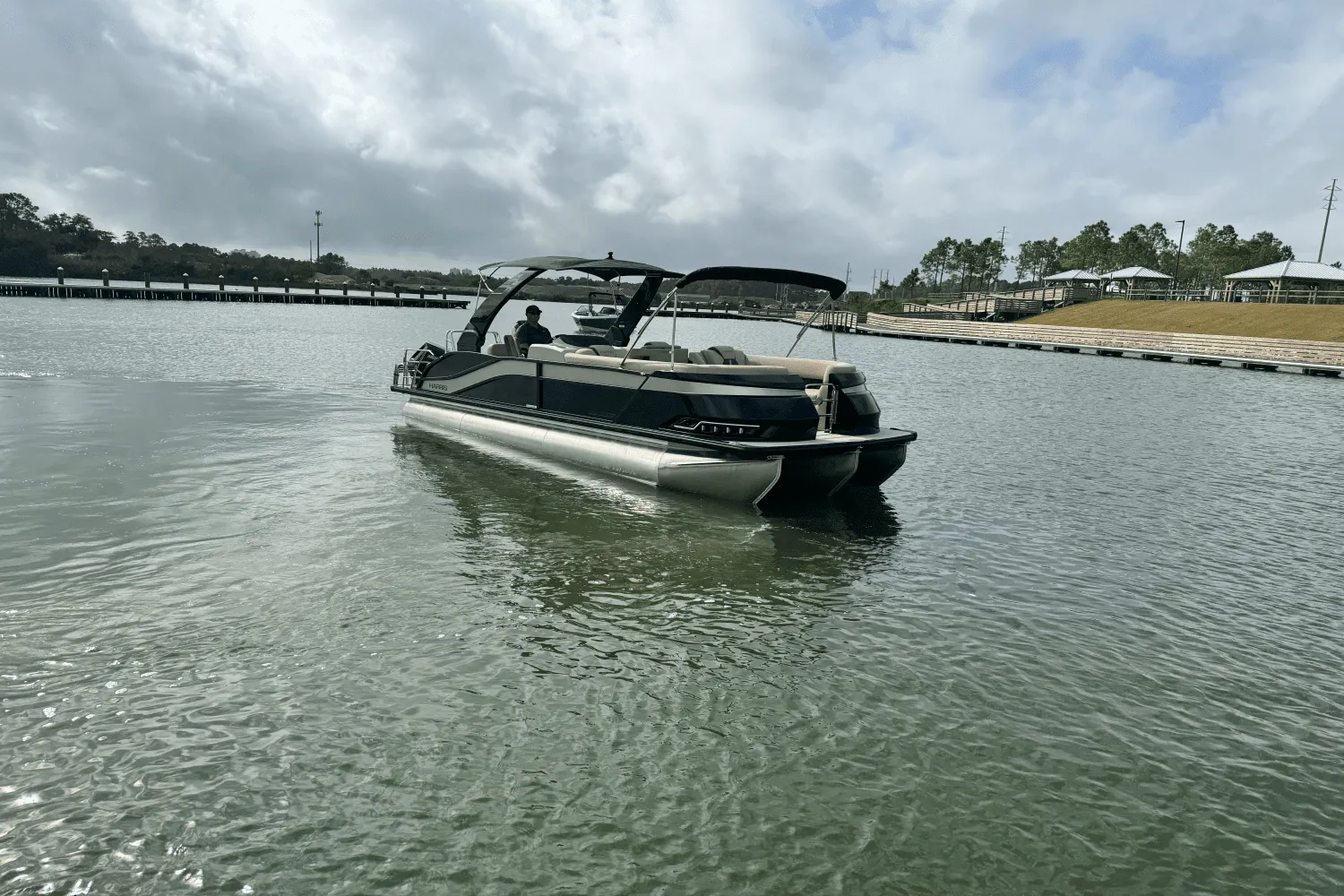 2025 Harris Grand Mariner 250 Image Thumbnail #2