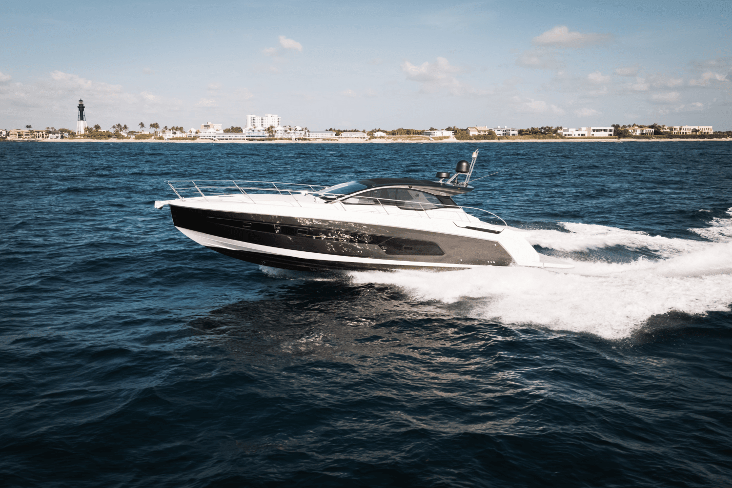 2020 Azimut Atlantis 45 Image Thumbnail #8