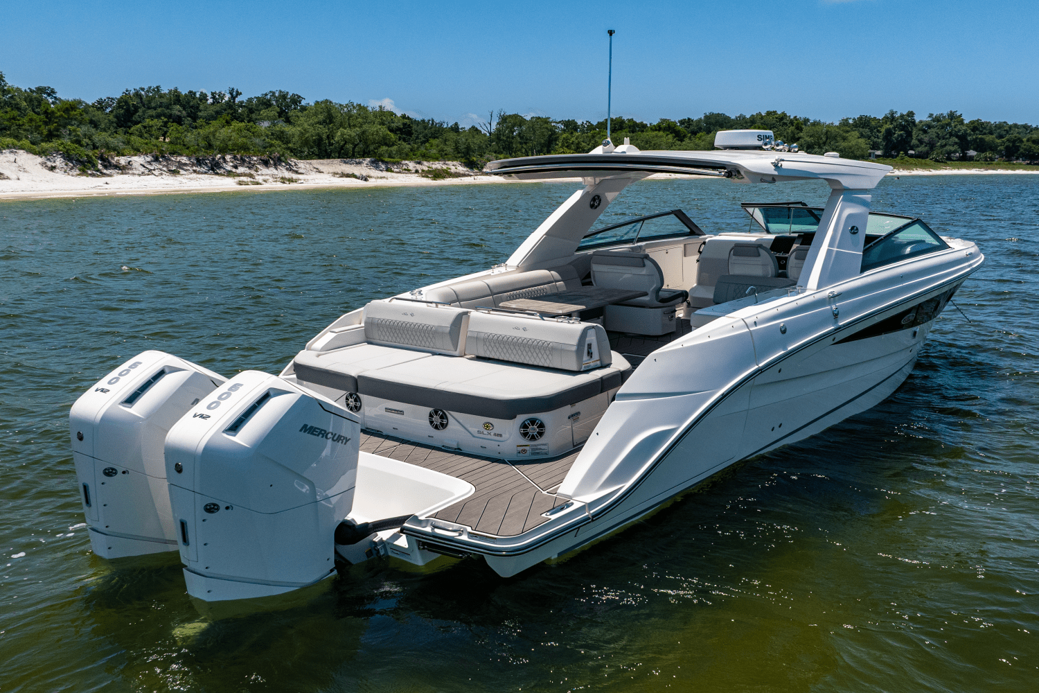 2025 Sea Ray SLX 400 Outboard Image Thumbnail #11