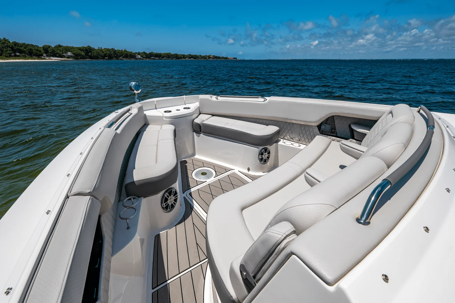 2025 Sea Ray SLX 400 Outboard Image Thumbnail #54