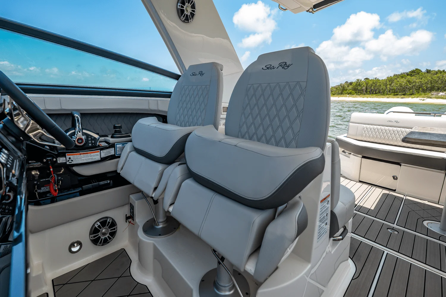 2025 Sea Ray SLX 400 Outboard Image Thumbnail #40