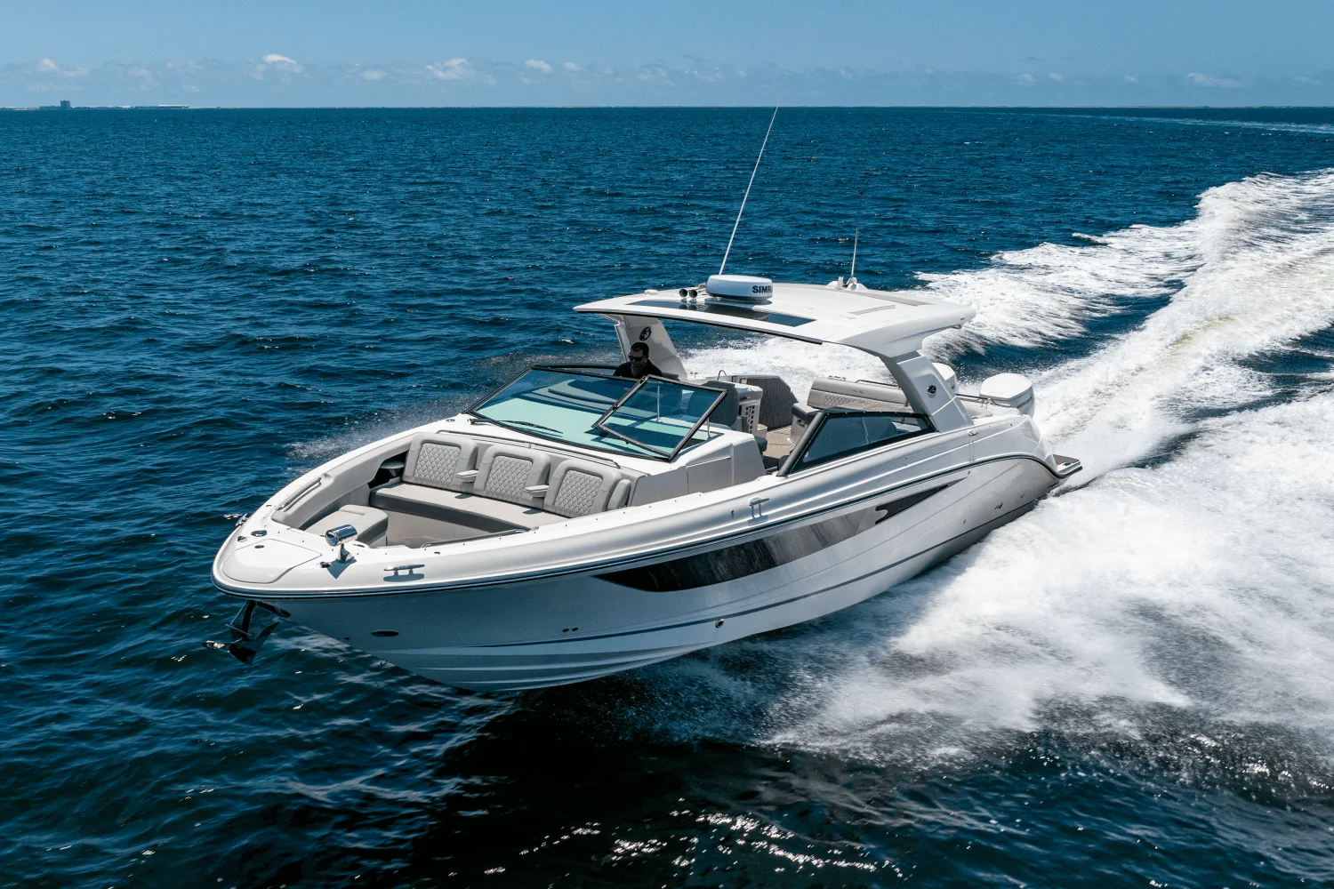2025 Sea Ray SLX 400 Outboard Image Thumbnail #3