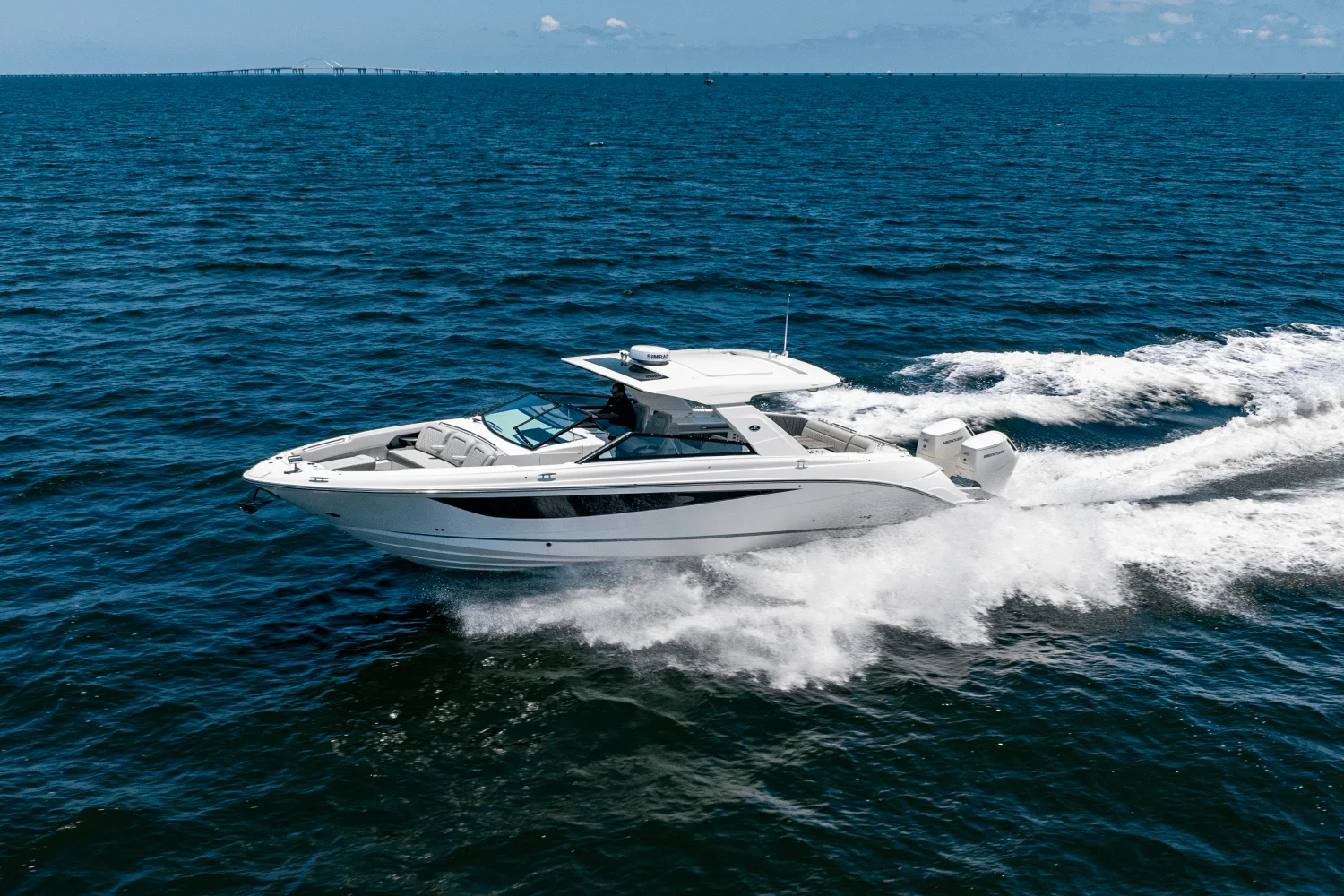 2025 Sea Ray SLX 400 Outboard Image Thumbnail #6