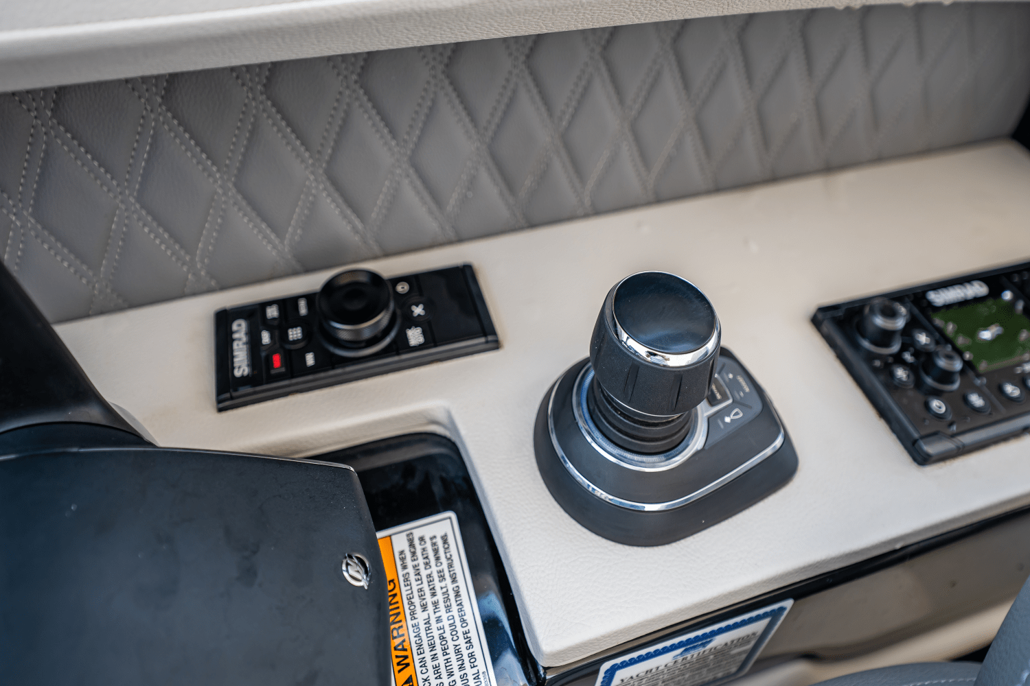 2025 Sea Ray SLX 400 Outboard Image Thumbnail #46