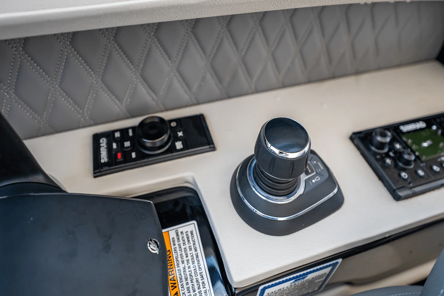 2025 Sea Ray SLX 400 Outboard Image Thumbnail #46