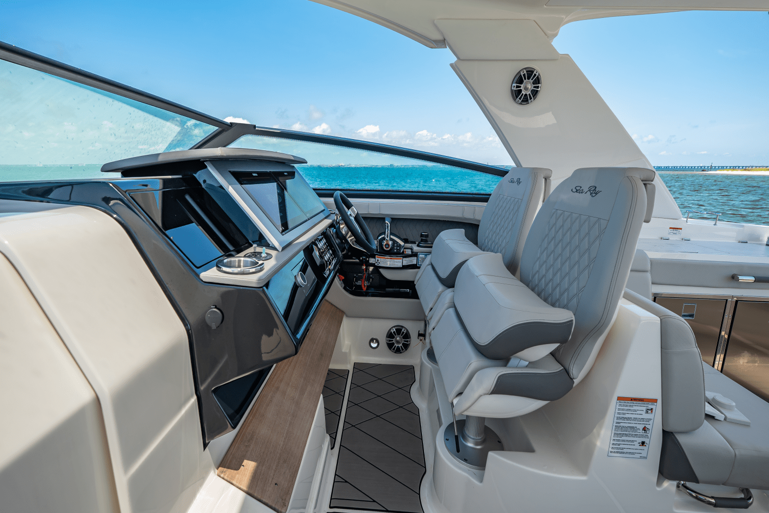 2025 Sea Ray SLX 400 Outboard Image Thumbnail #38