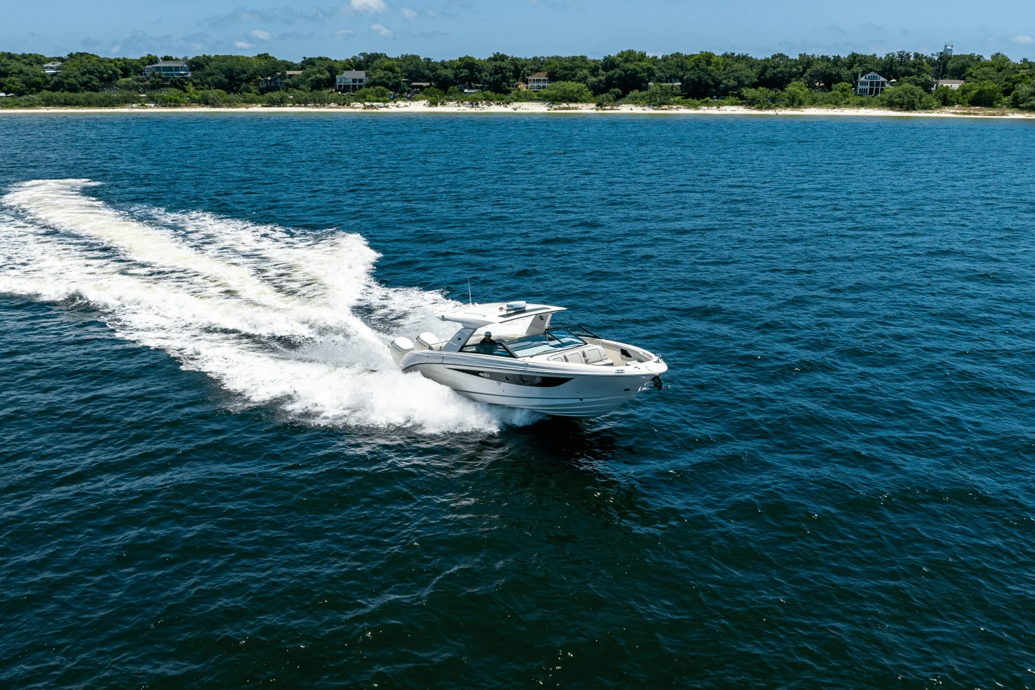 2025 Sea Ray SLX 400 Outboard Image Thumbnail #18