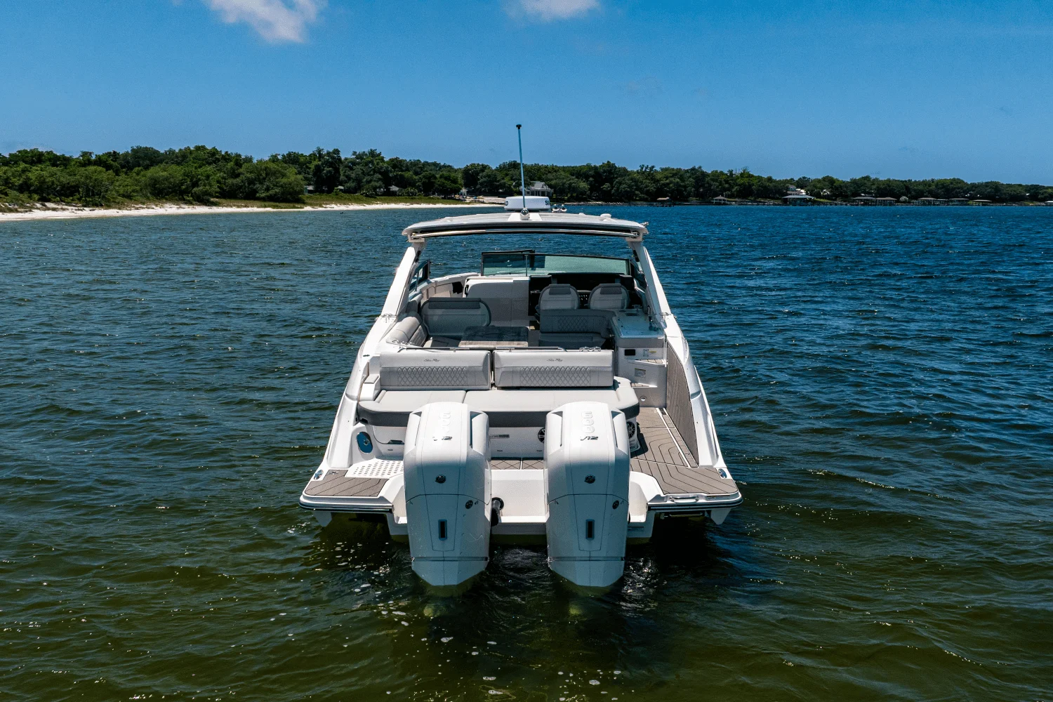 2025 Sea Ray SLX 400 Outboard Image Thumbnail #9