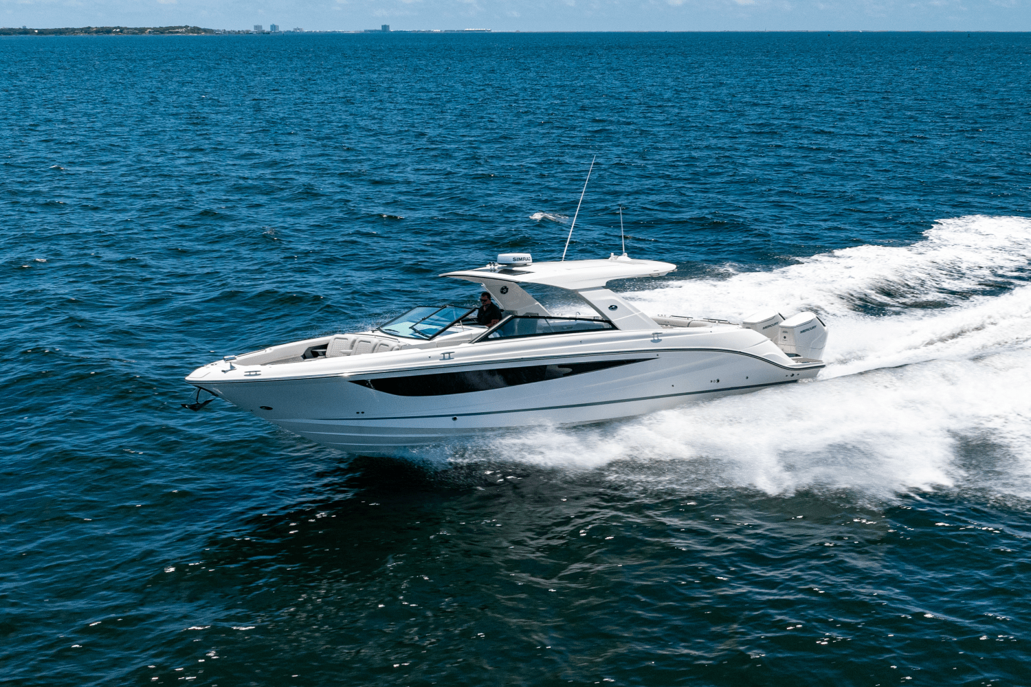 2025 Sea Ray SLX 400 Outboard Image Thumbnail #4