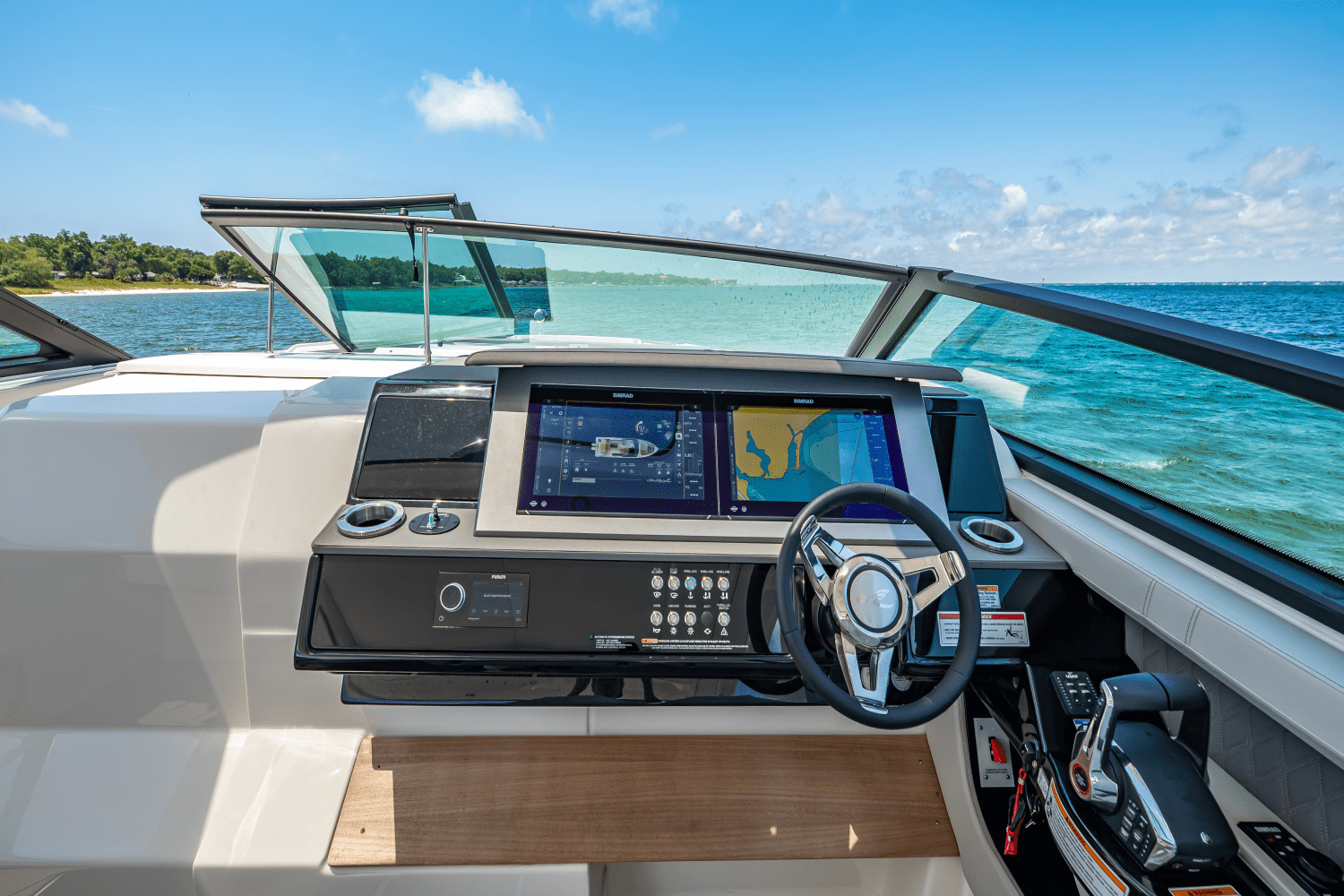 2025 Sea Ray SLX 400 Outboard Image Thumbnail #37